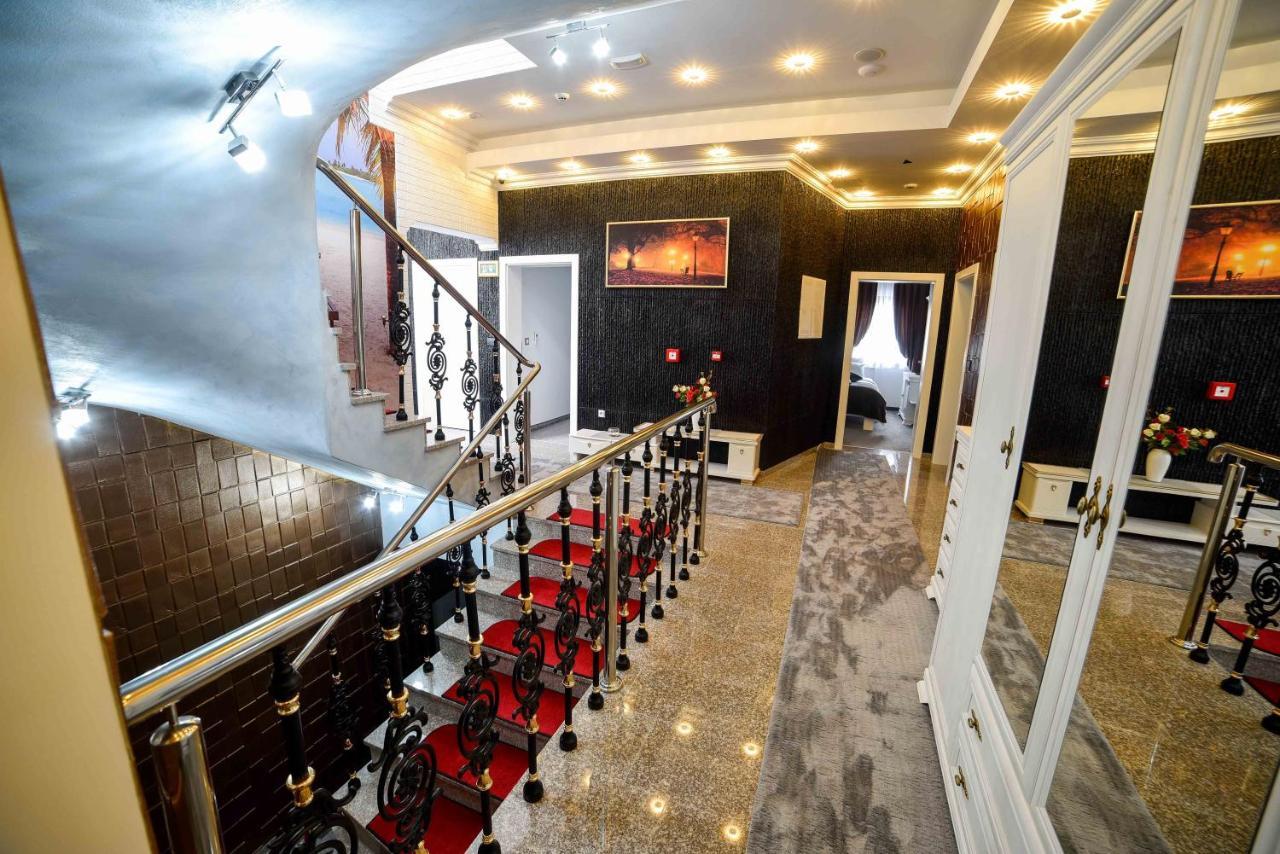 Hotel Palace Velika Kladusa Εξωτερικό φωτογραφία